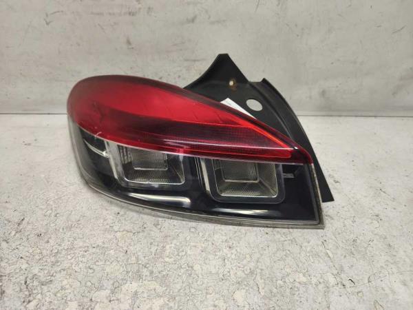 FEU ARRIERE GAUCHE RENAULT - Vue 1